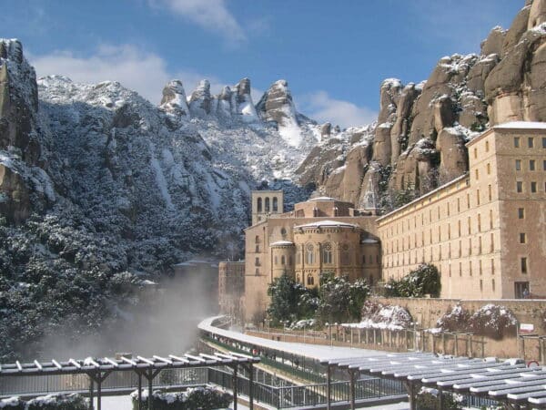 Monastere Montserrat Catalogne-acheter-immobilier-Espagne visiter en 2024