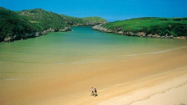 Playa-de-Poo-Llanes-Asturies-acheter-immobilier-Espagne visiter en 2024