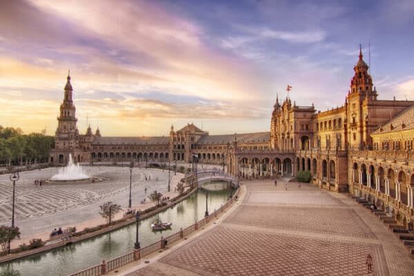 plaza-espana-seville acheter immobilier en Espagne visiter en 2024