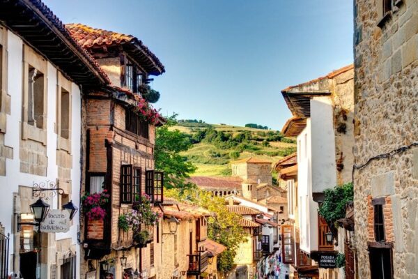 cantabrie 10 raisons pour investir dans le Nord de l'Espagne acheter immobilier 21 Santillana del Mar