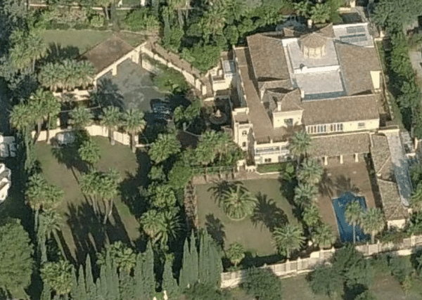 Villa Salam La Dama de Noche La Alzambra Marbella