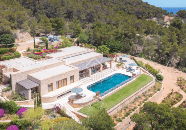 Villa à Cala Mastella Santa Eulalia del Río Ibiza acheter villa en Espagne