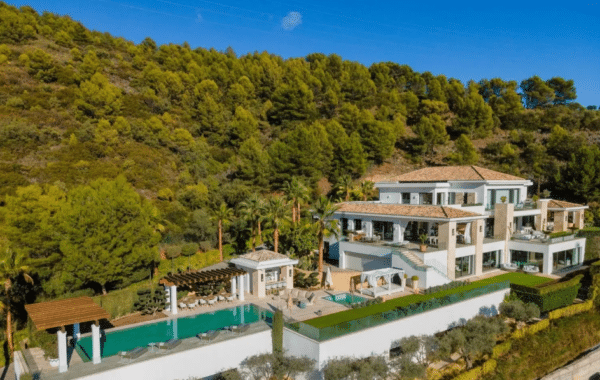 Villa dans la Zona de Cascada de Camojan Sierra Blanca Marbella acheter en espagne