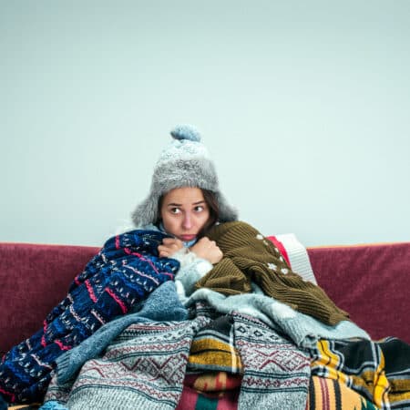 Comment garder sa maison chaude en hiver : 50 conseils contre le froid qui changent tout