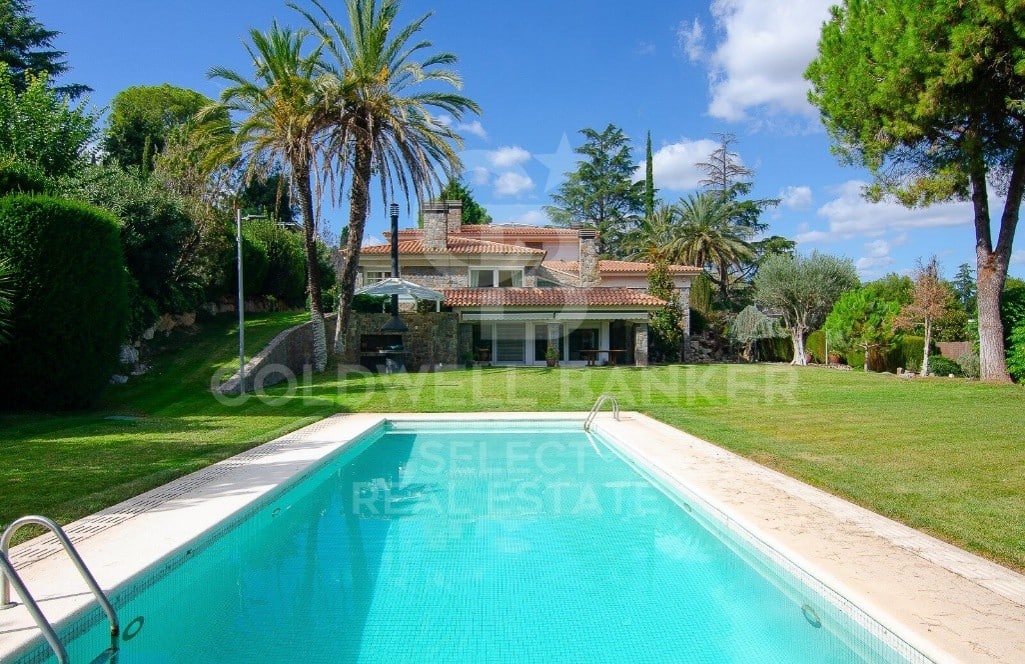 Coldwell Banker 6
